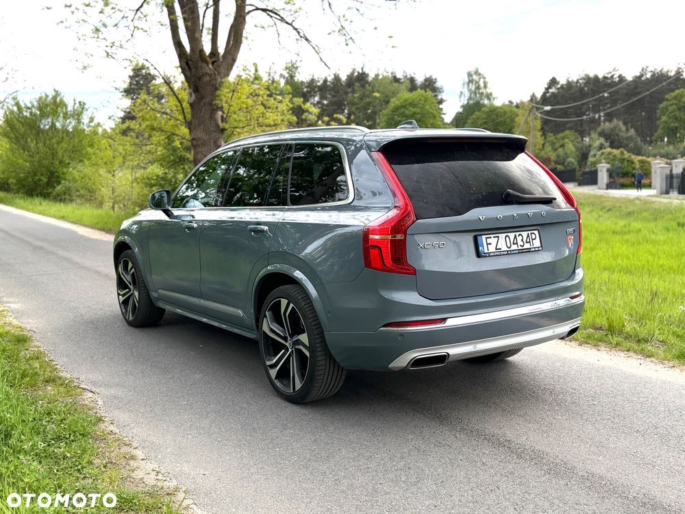 Volvo XC 90 B5 D AWD R-Design - 22