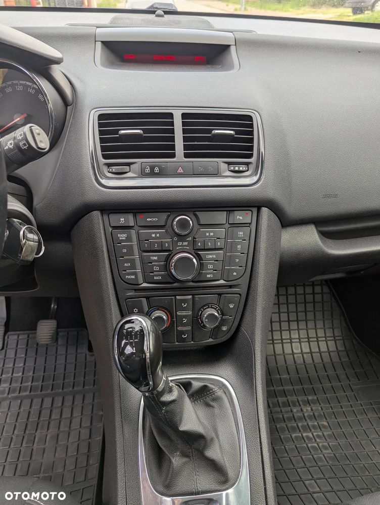 Opel Meriva 1.4 T Edition 150 S&S - 11