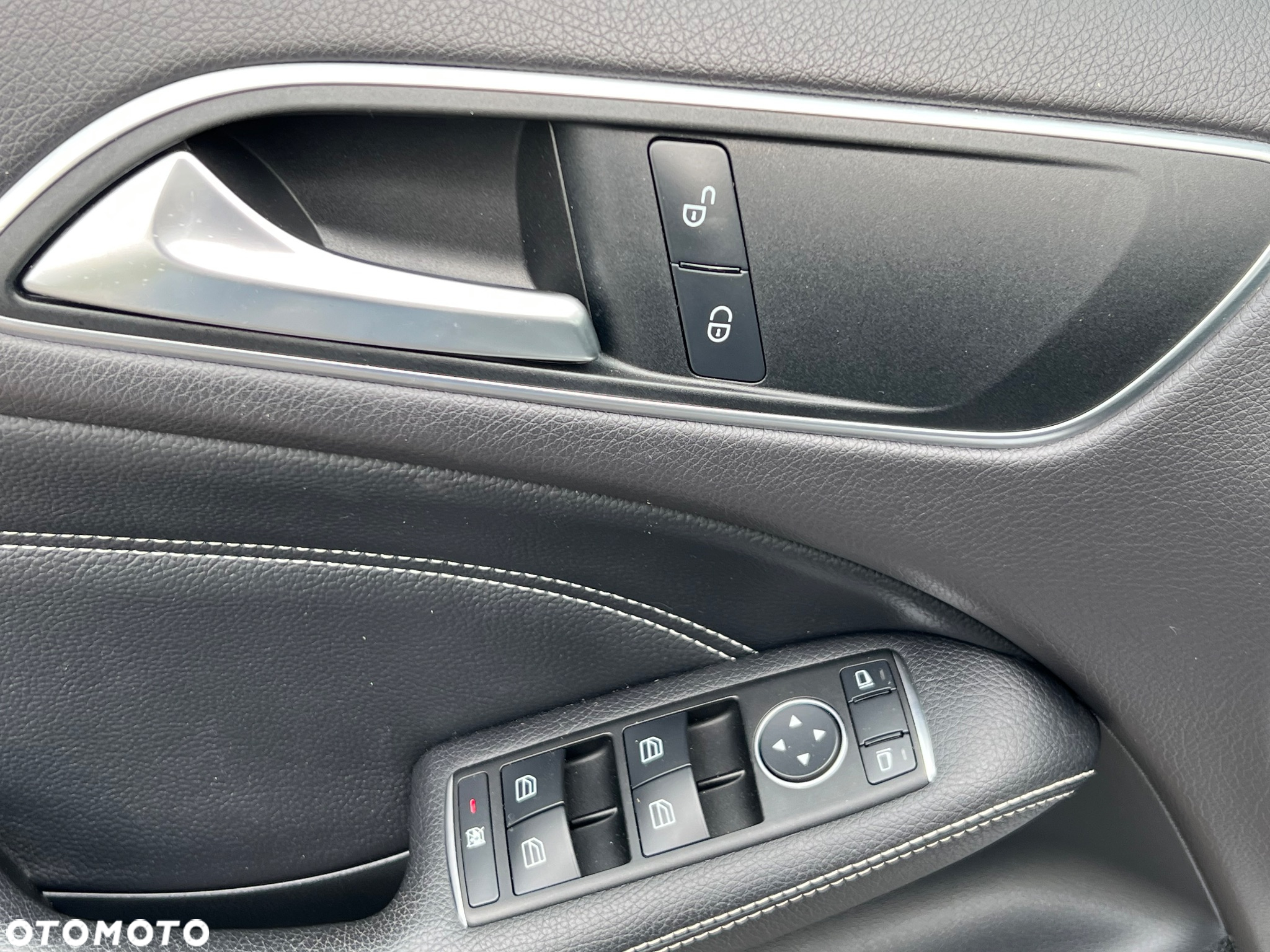 Mercedes-Benz Klasa B 180 CDI (BlueEFFICIENCY) - 25