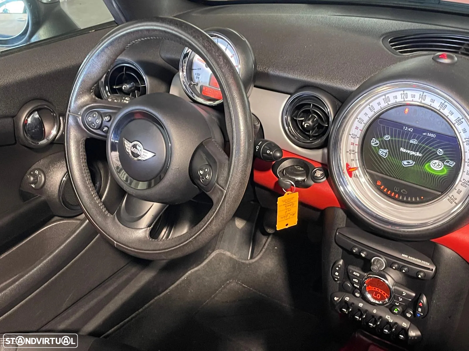 MINI Cabrio Cooper D - 2