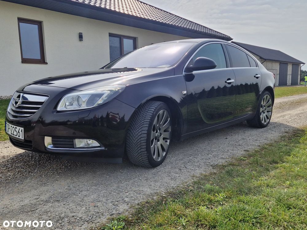 Opel Insignia 2.0 T Cosmo - 1