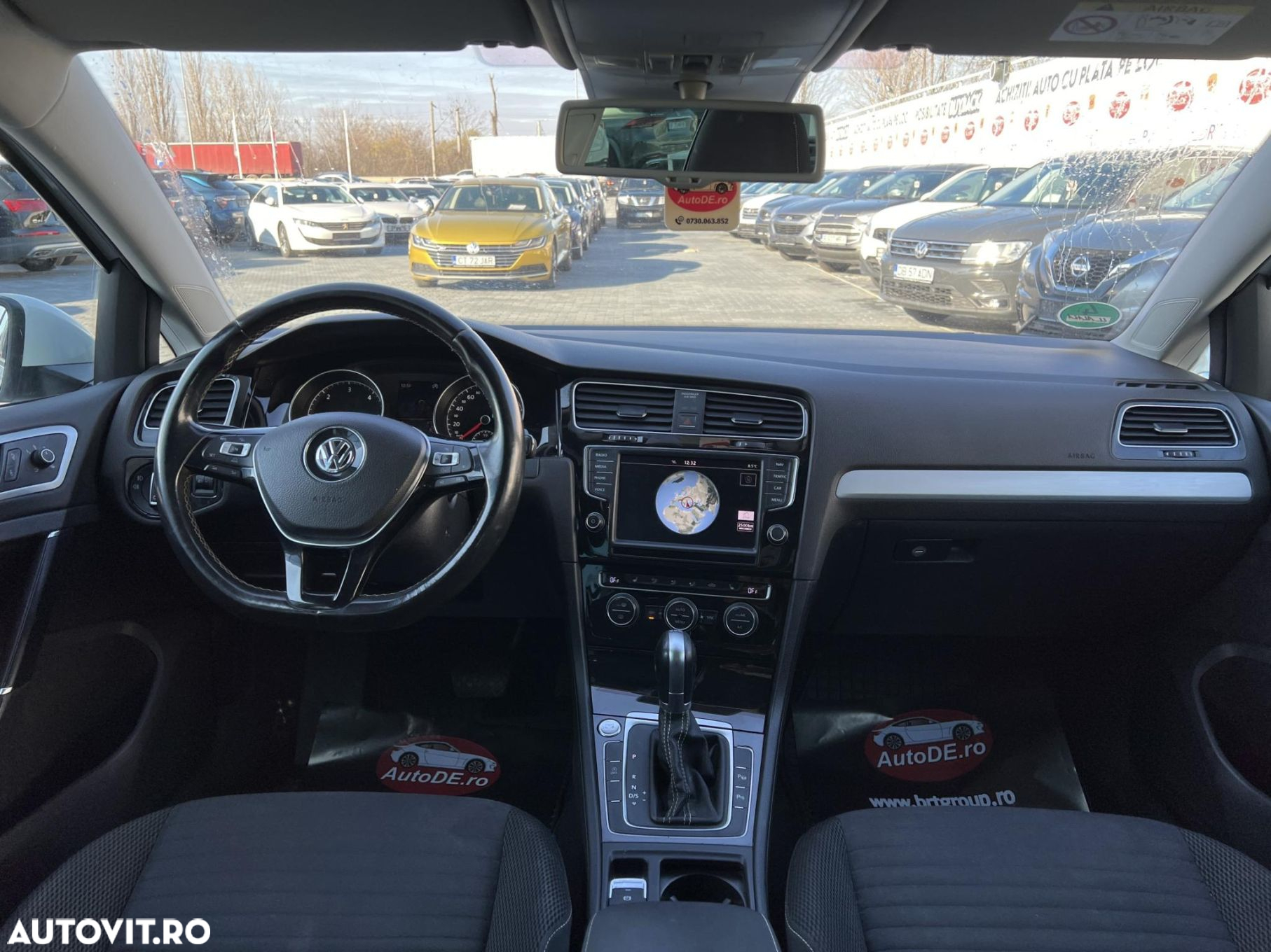 Volkswagen Golf - 9
