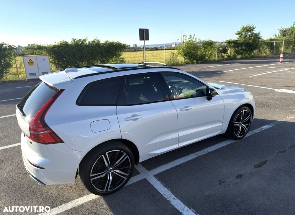 Volvo XC 60 B4 MHEV R-Design - 39