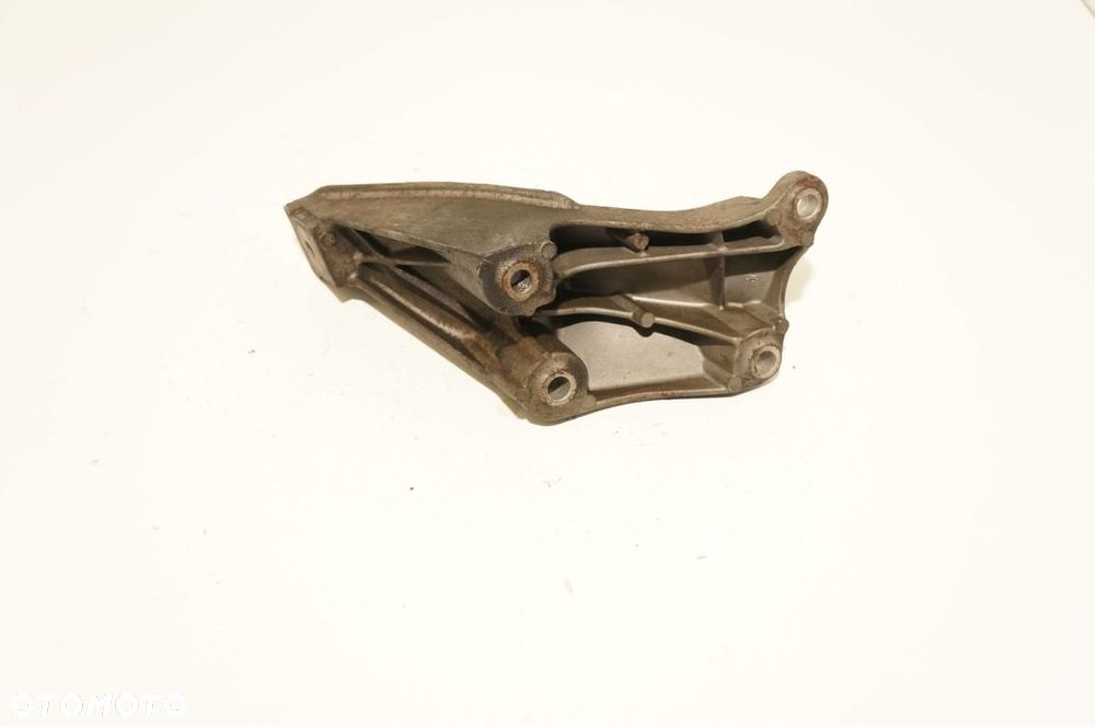 ŁAPA SILNIKA LEWA A4 B7 A6 C6 2,0TFSI 4F0199307R - 3