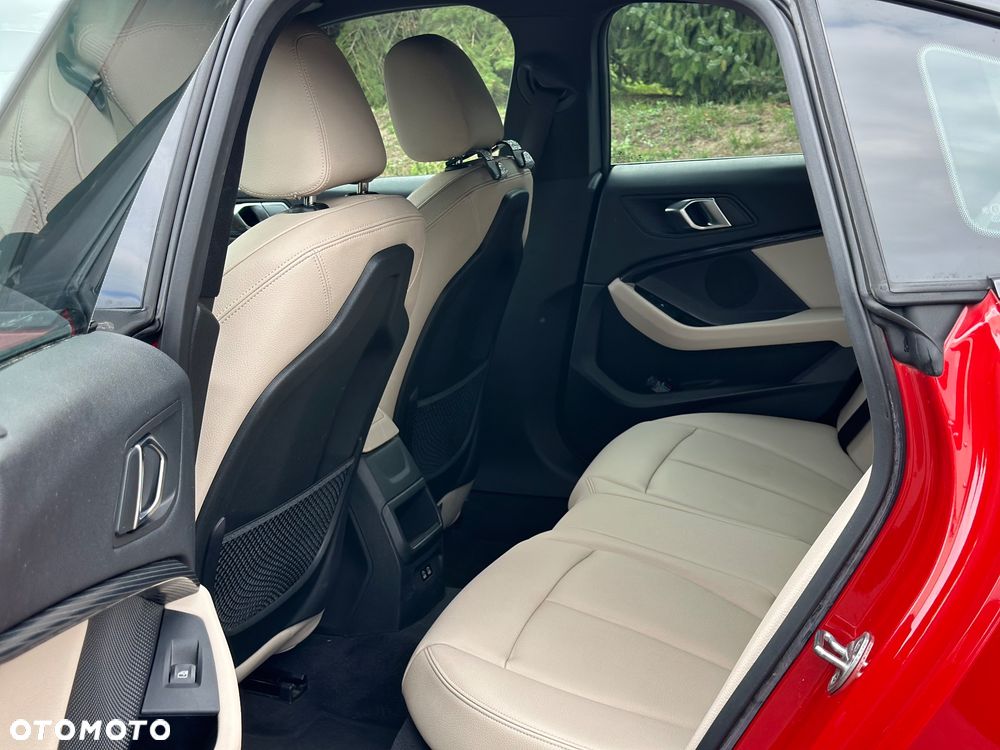 BMW Seria 2 218d M Sport sport - 11