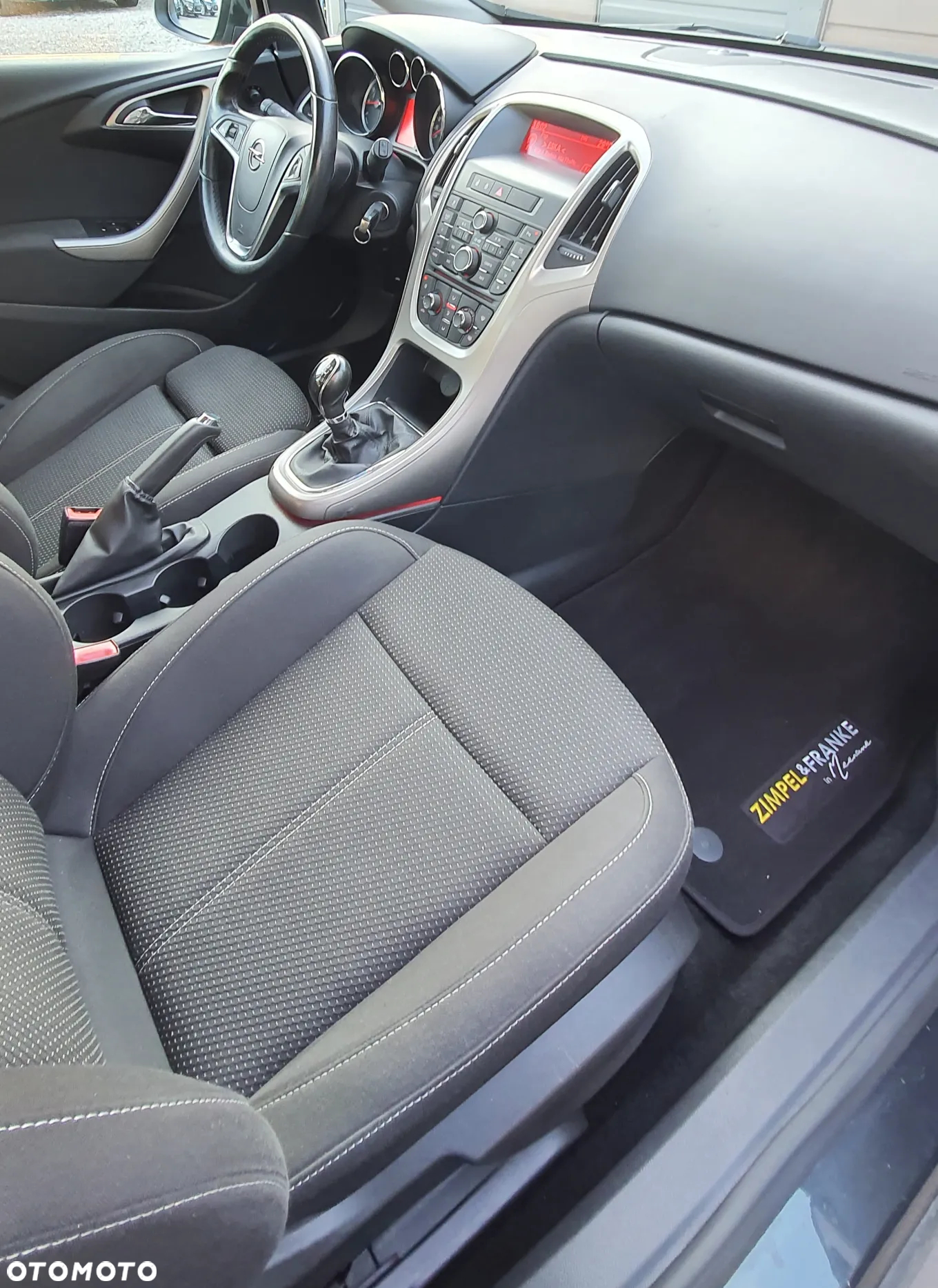 Opel Astra 1.4 Turbo Sports Tourer Style - 18
