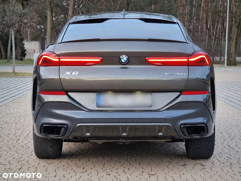 BMW X6 xDrive30d - 10