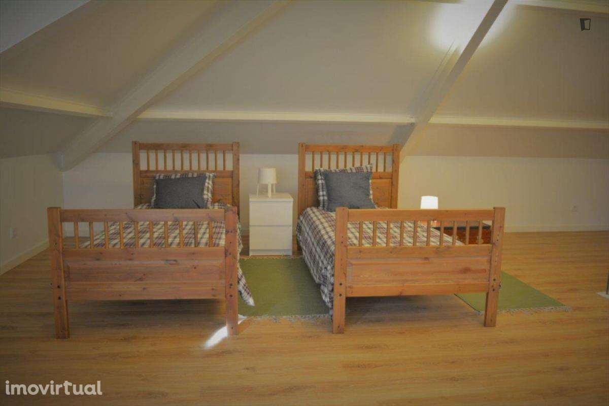 Quarto - localizado em Carnide Lisbon - Grande imagem: 5/17