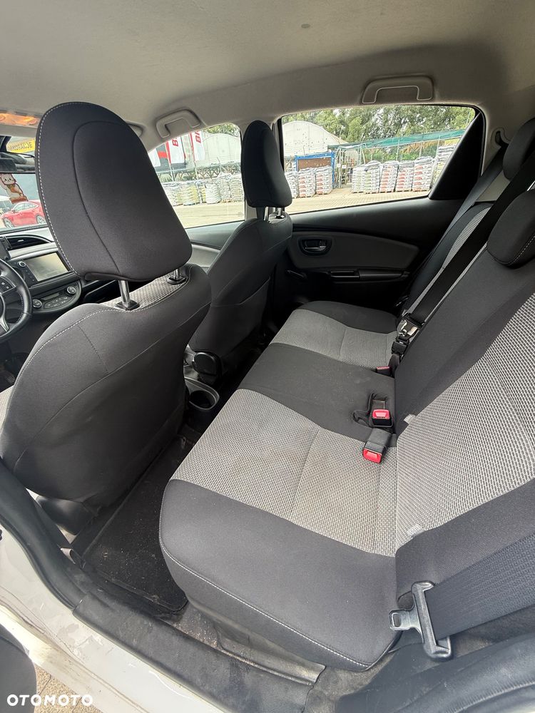 Toyota Yaris - 23