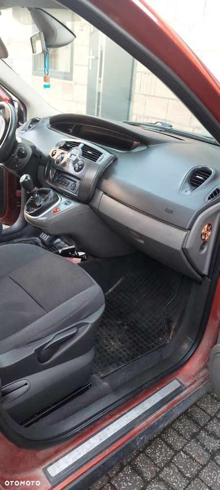 Renault Scenic - 7