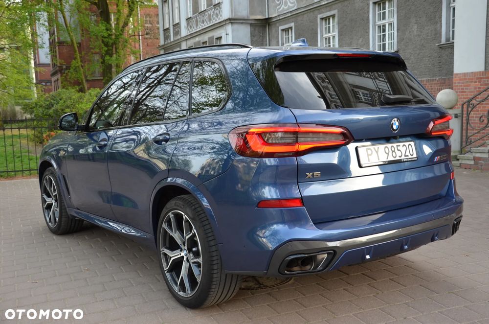 BMW X5 M M50i - 13