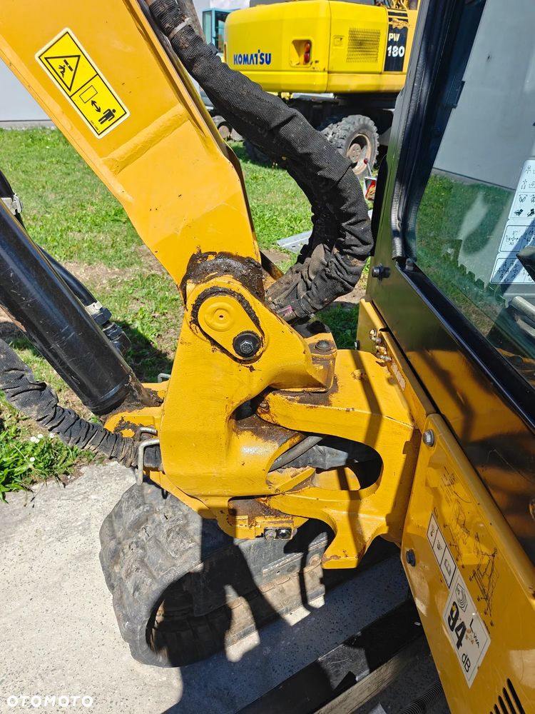 Caterpillar 302.7 - 16