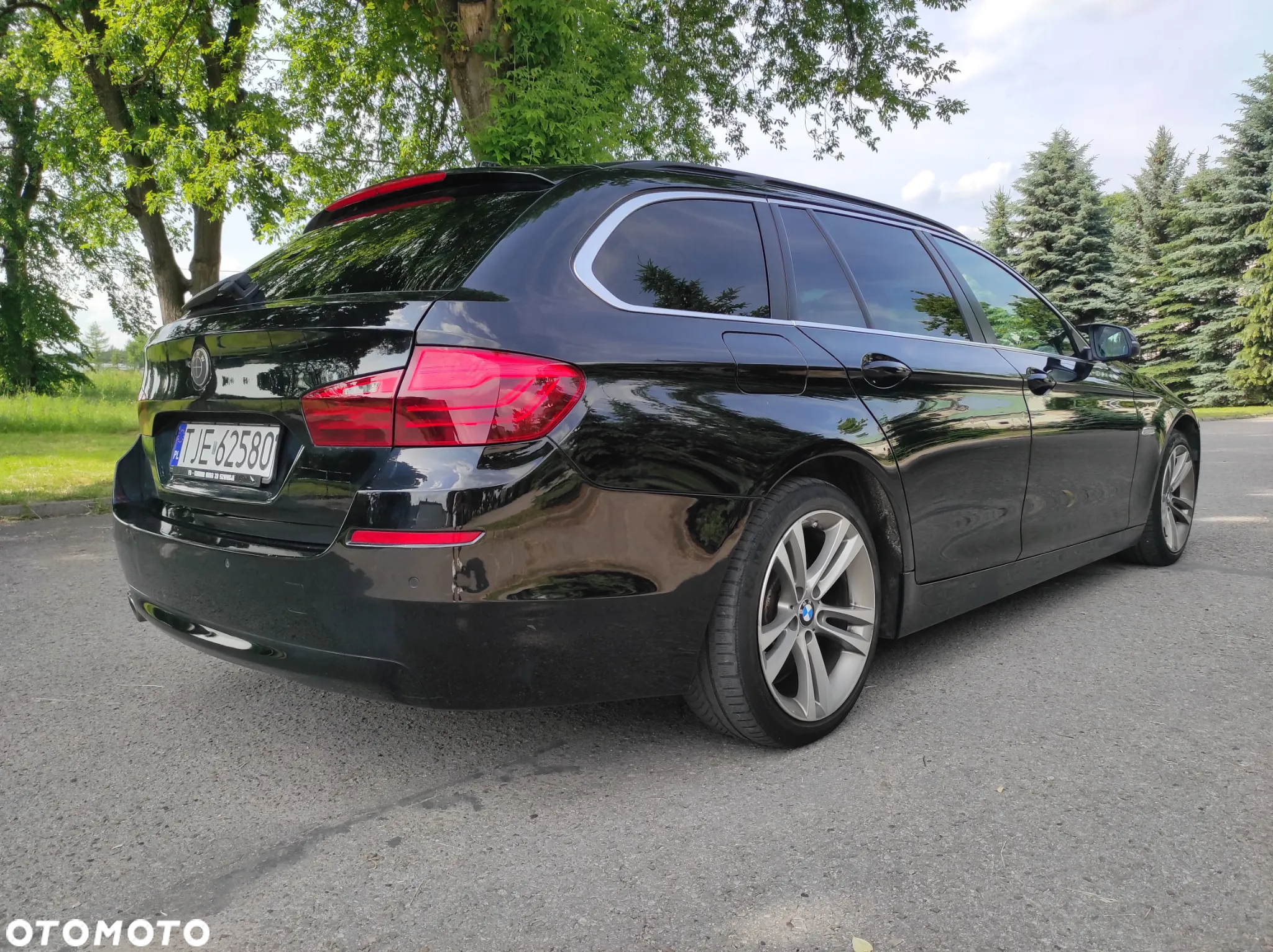 BMW Seria 5 520d Touring - 4