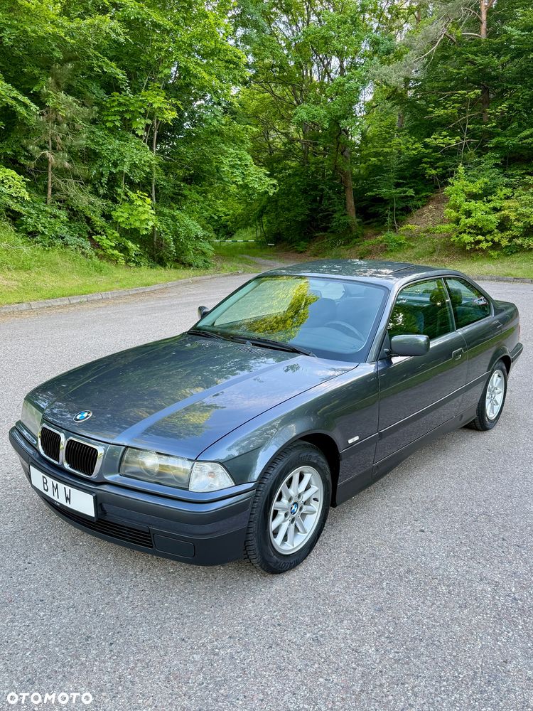 BMW Seria 3 316i - 1
