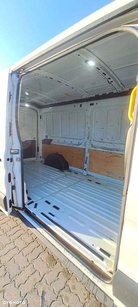 Ford Transit - 9