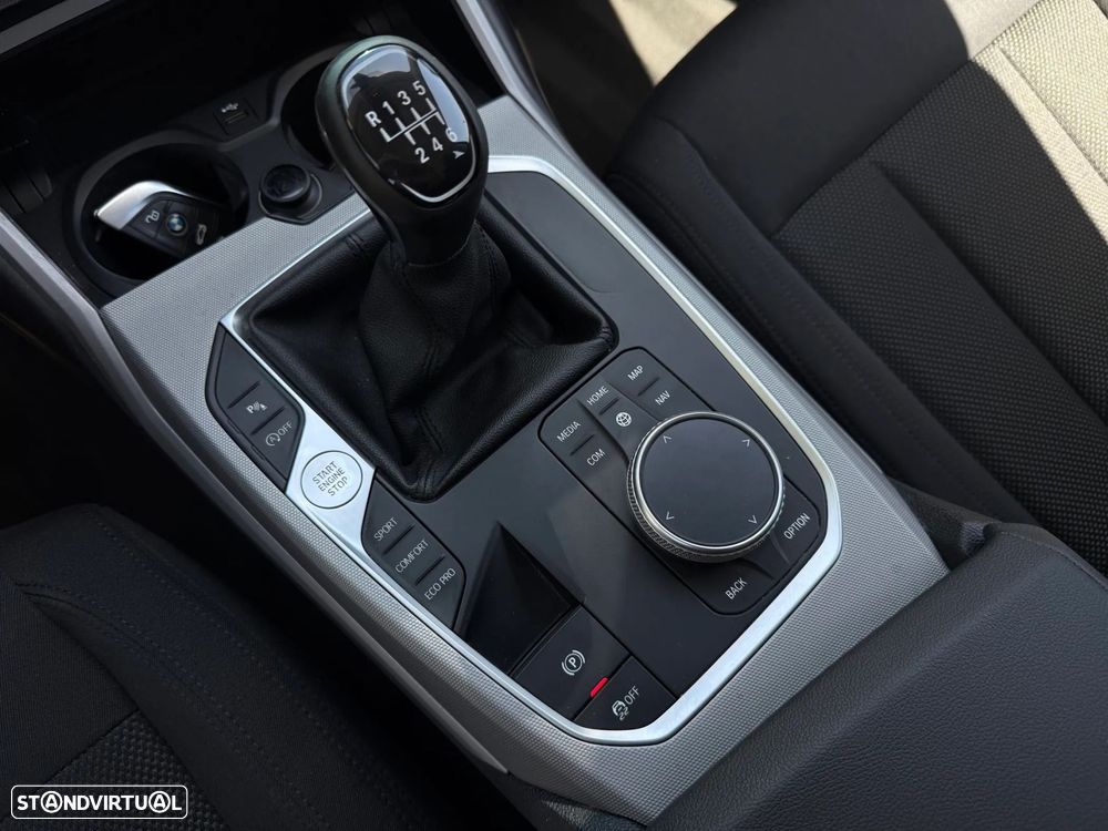 BMW 318 d Corporate Edition - 31