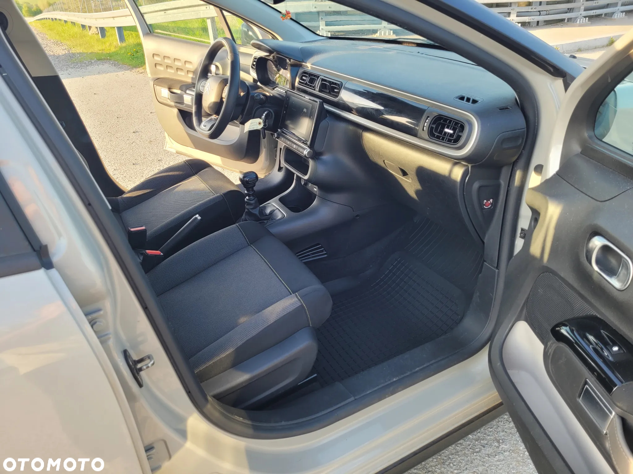 Citroën C3 1.5 BlueHDi Shine - 29