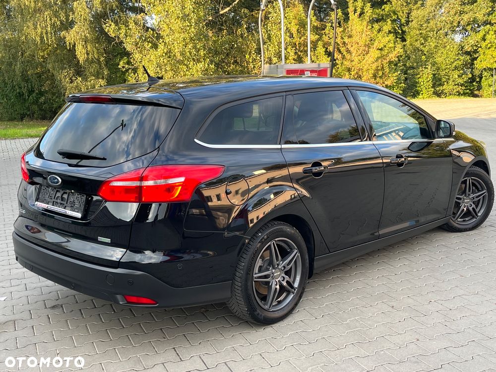 Ford Focus 1.0 EcoBoost Titanium - 17