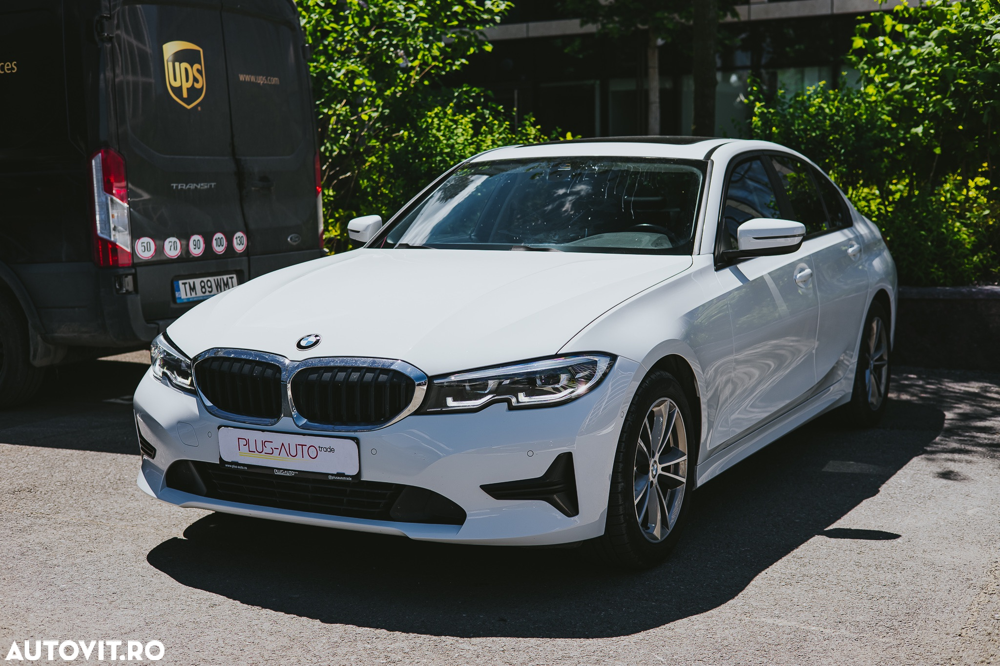 BMW Seria 3 320i AT - 4