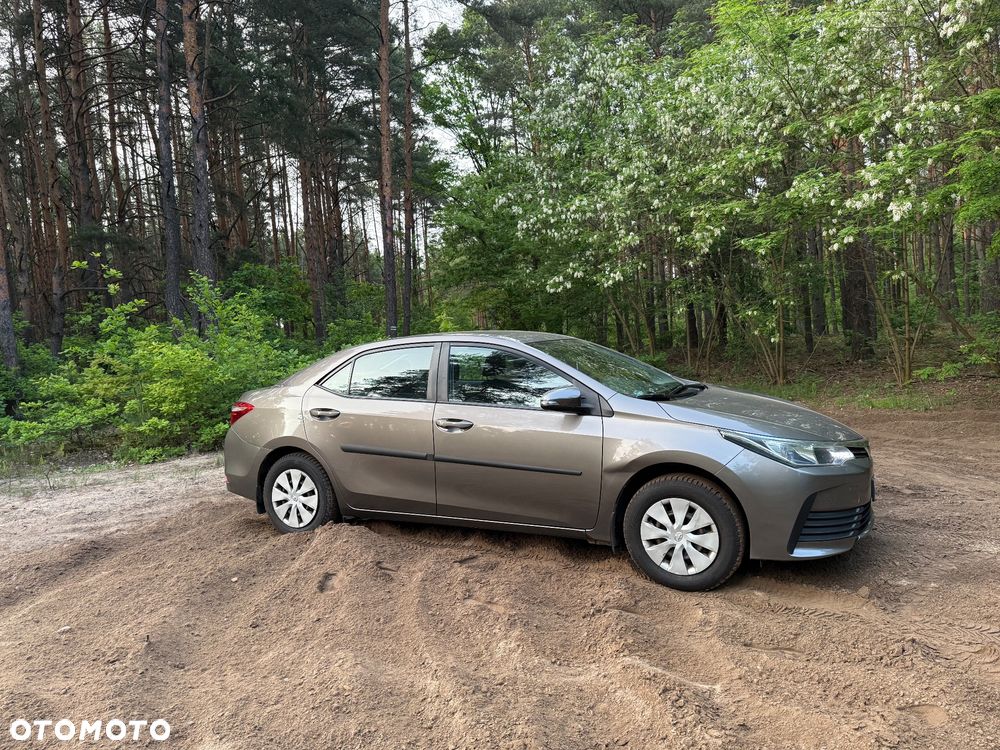 Toyota Corolla - 6