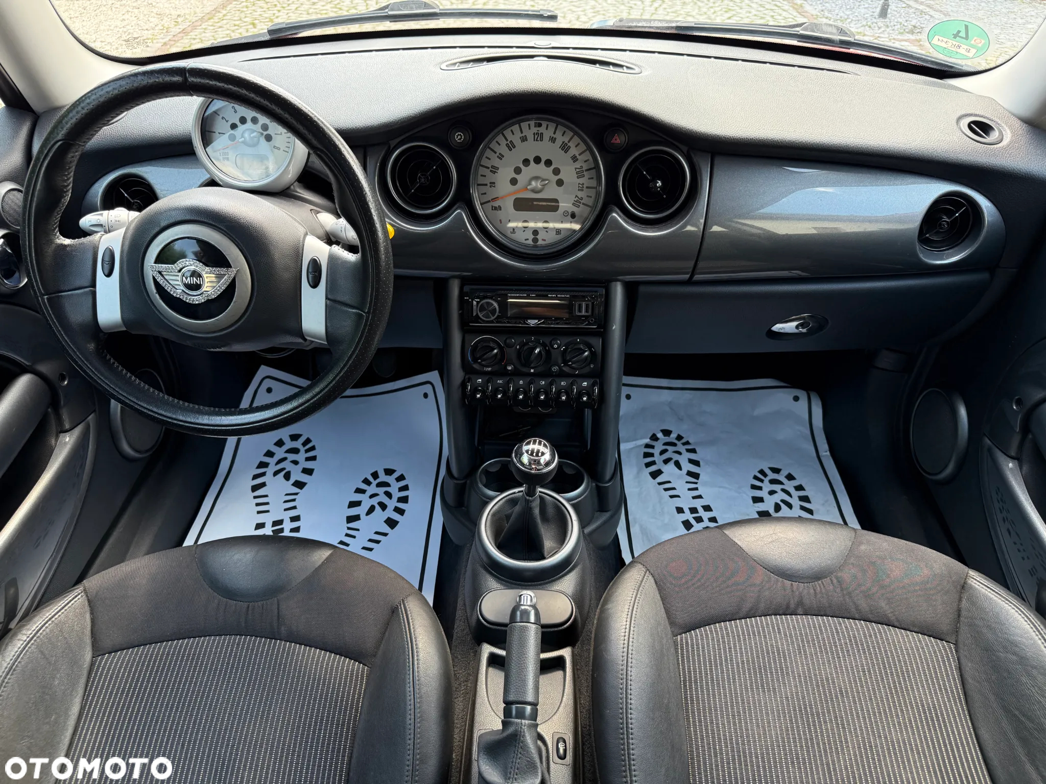 MINI ONE Standard - 22