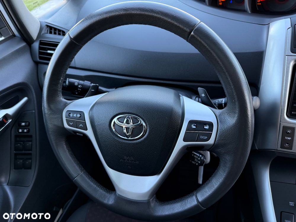 Toyota Verso 1.8 Premium EU5 MS - 24