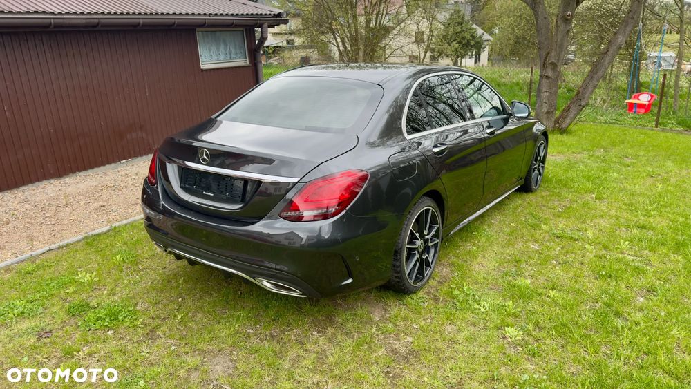 Mercedes-Benz Klasa C 400 4Matic 9G-TRONIC AMG Line - 6