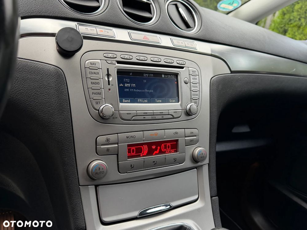 Ford S-Max 2.0 TDCi Titanium - 21