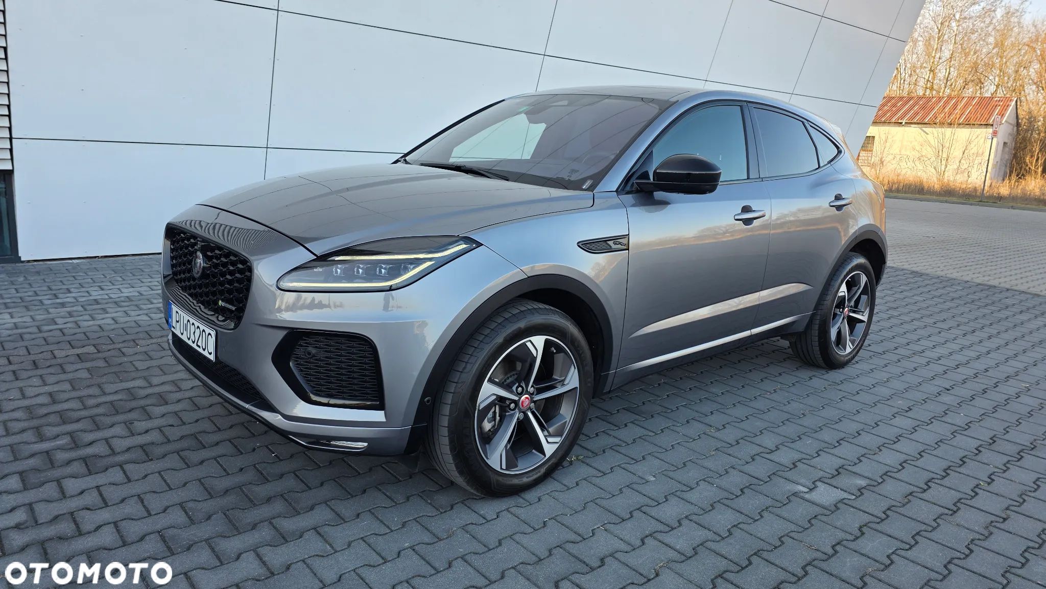 Jaguar E-Pace P250 AWD R-Dynamic Black - 1