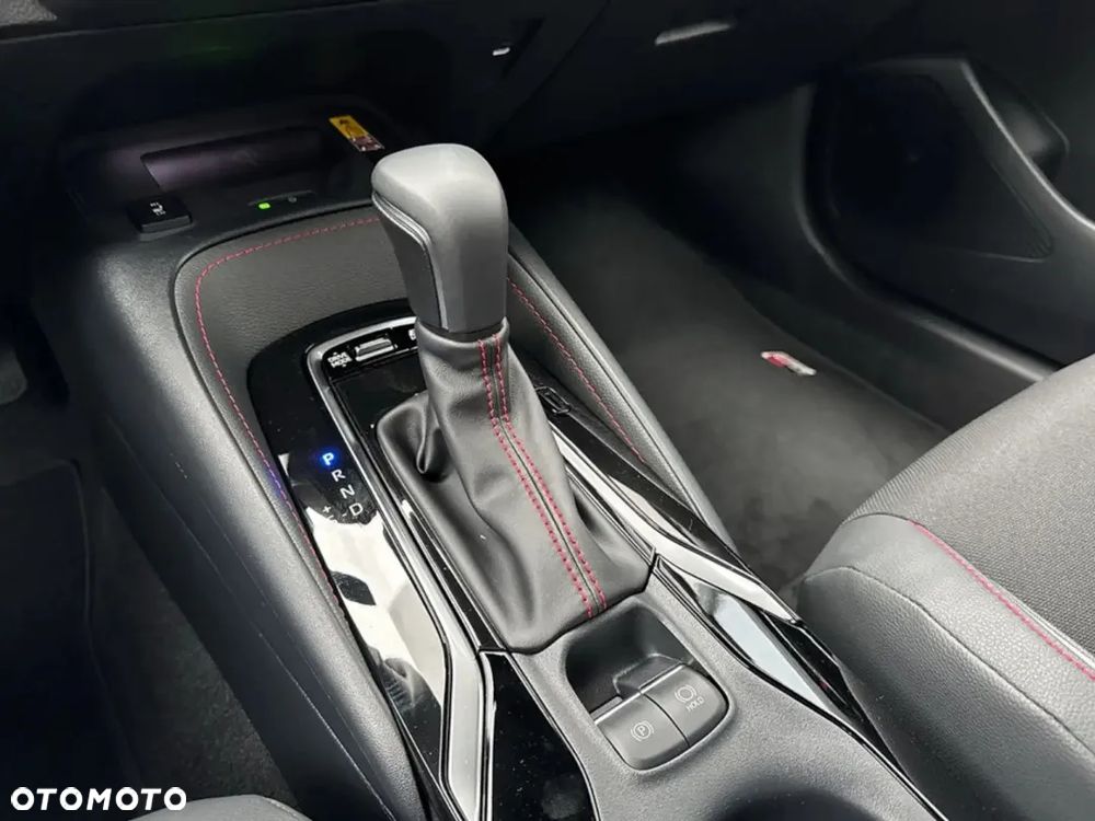 Toyota Corolla 2.0 Hybrid GR Sport - 12