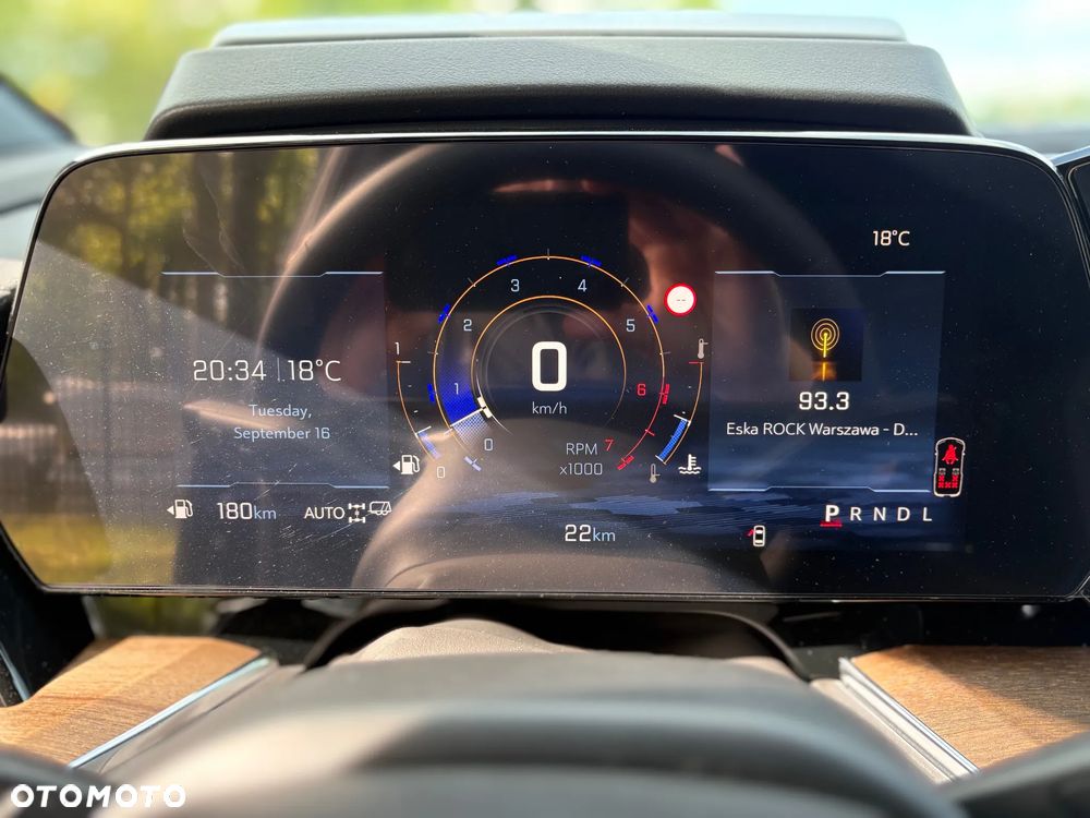 Chevrolet Suburban - 15