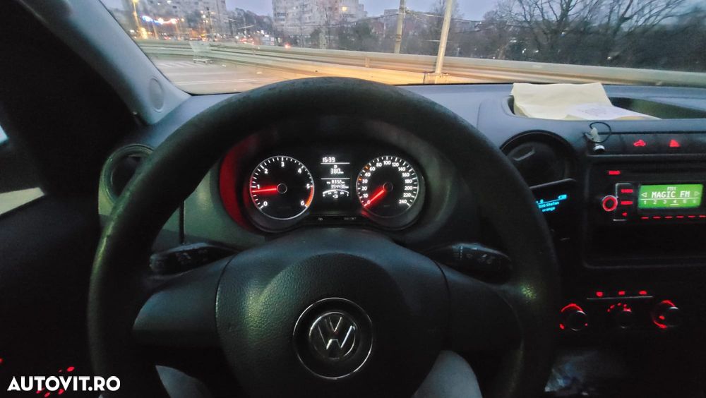 Volkswagen Amarok 2.0 TDI 4x4 Cabina Dubla - 7