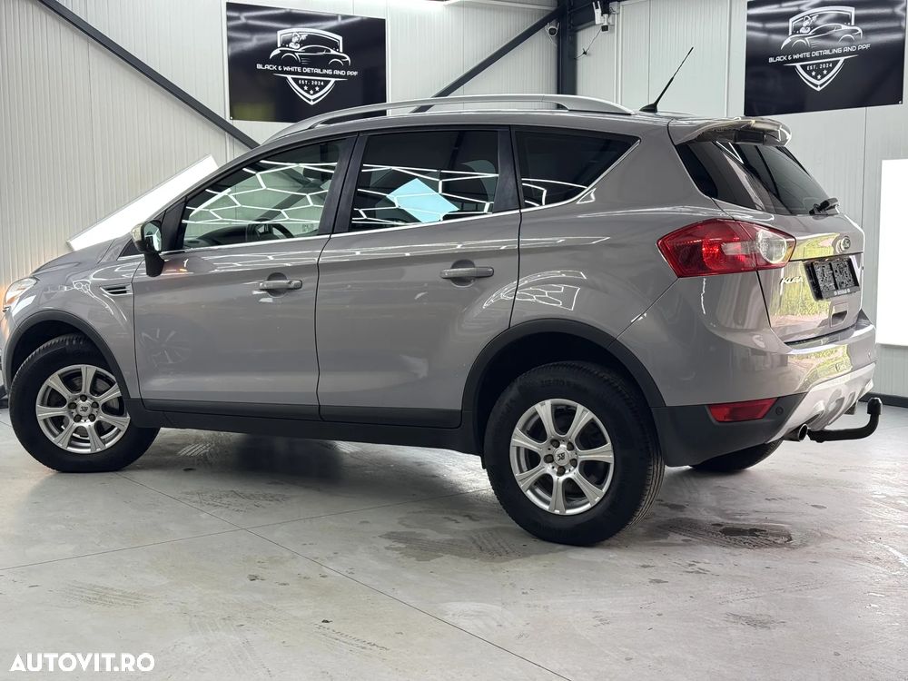 Ford Kuga 2.0 TDCi 4x4 Aut. Champions Edition - 5