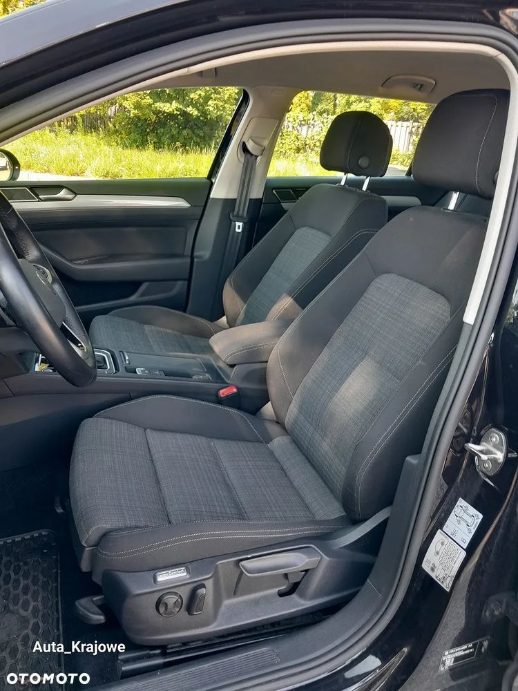 Volkswagen Passat 2.0 TSI Business DSG - 31