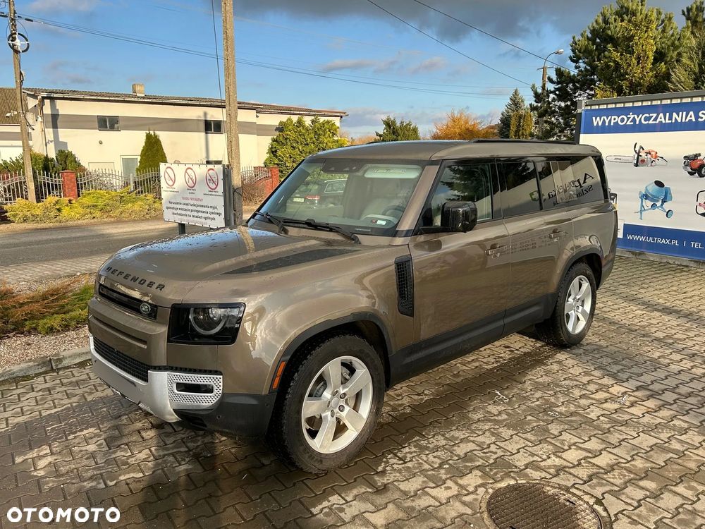 Land Rover Defender - 39
