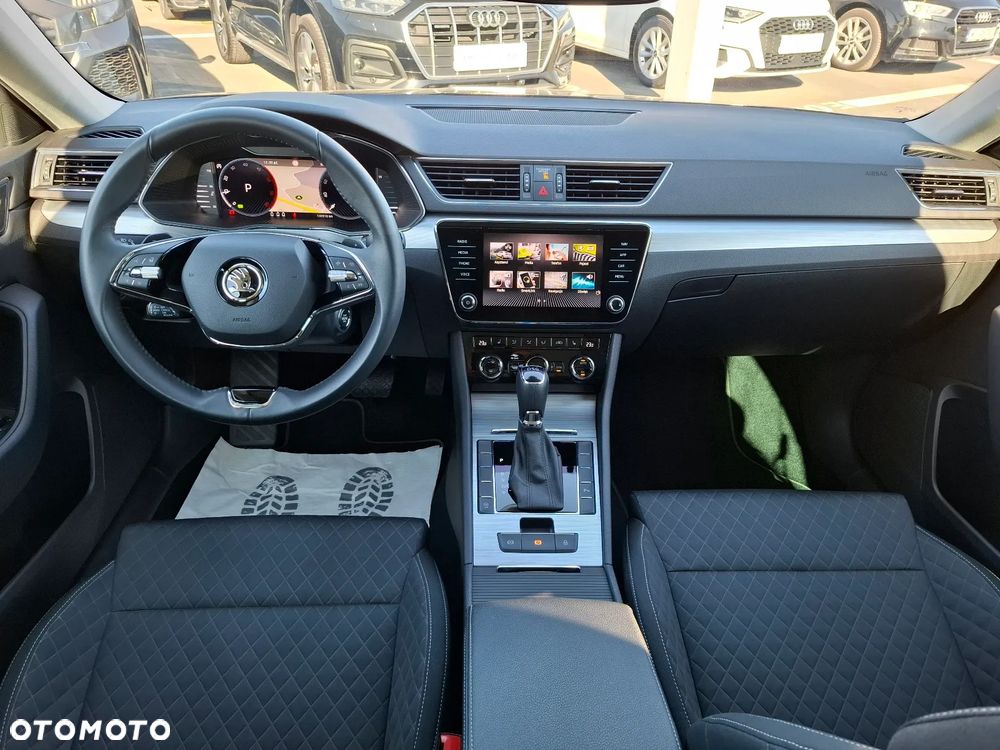 Skoda Superb 2.0 TDI Ambition DSG7 - 9