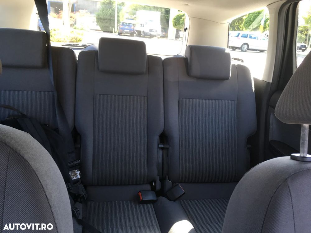 Ford C-Max - 14