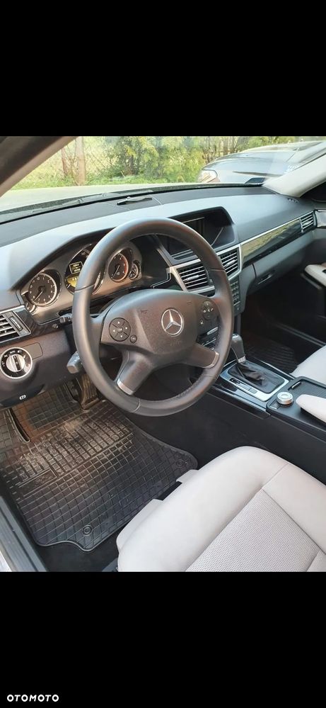 Mercedes-Benz Klasa E - 1