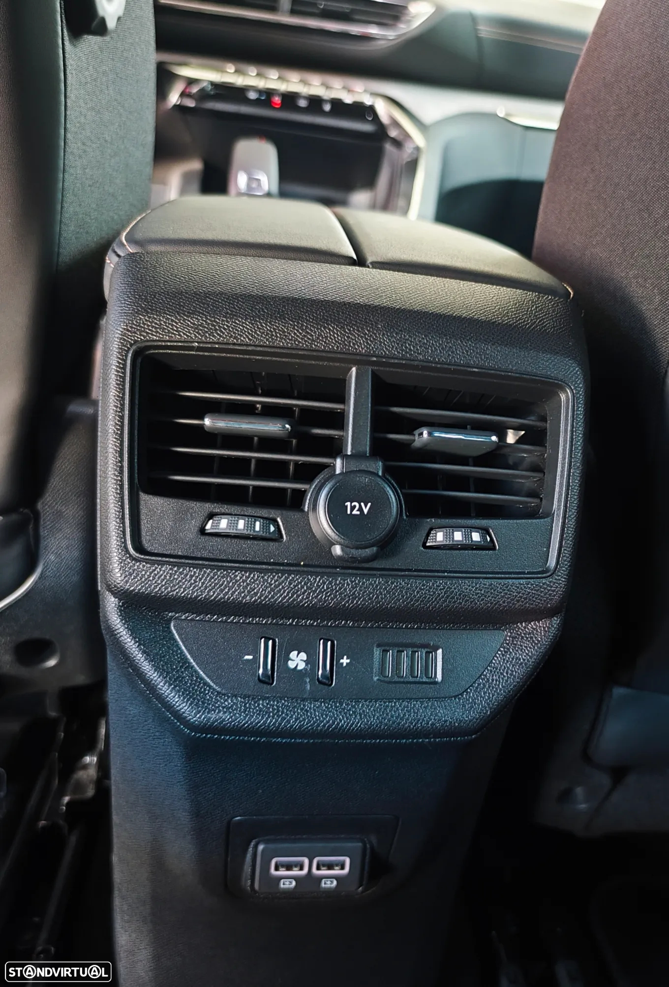 Peugeot 5008 1.5 BlueHDi GT EAT8 - 11