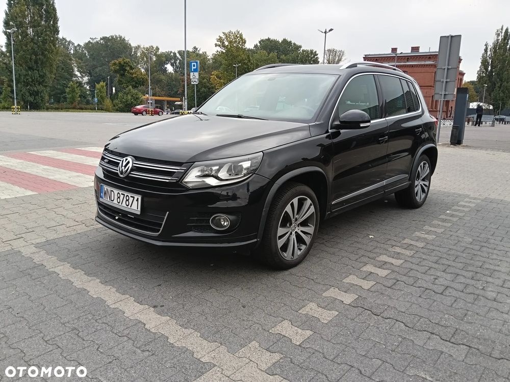 Volkswagen Tiguan - 1