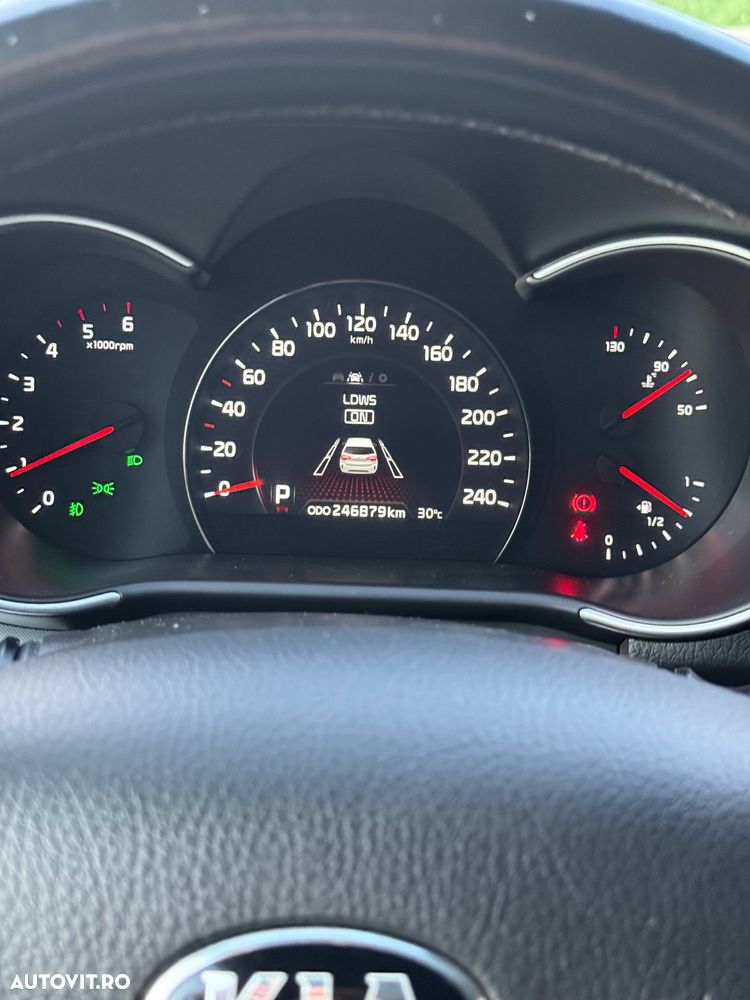 Kia Sorento 2.2 DSL 4x4 Aut. Classic - 15