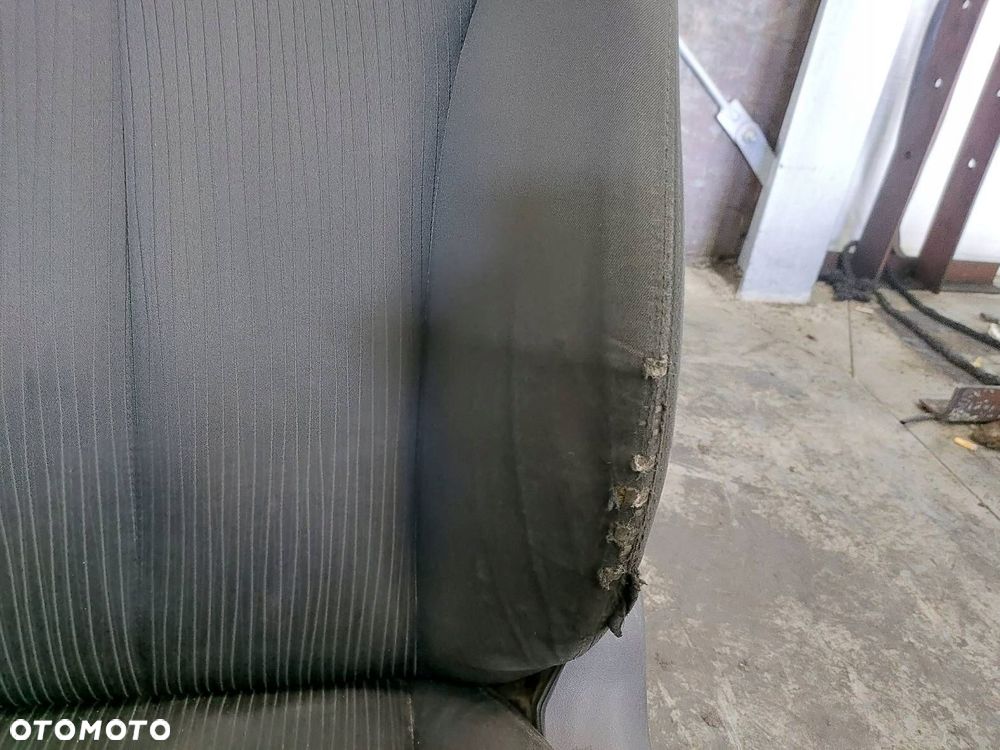 FOTELE LEWY PRAWY KANAPA TYŁ  SUBARU LEGACY V - 14