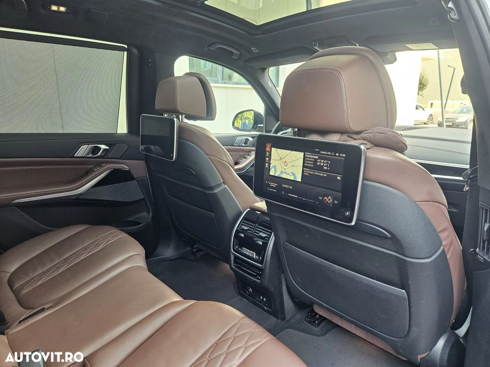 BMW X7 xDrive30d - 17