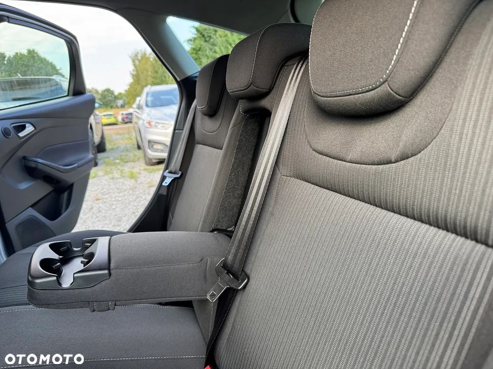 Ford Focus - 23