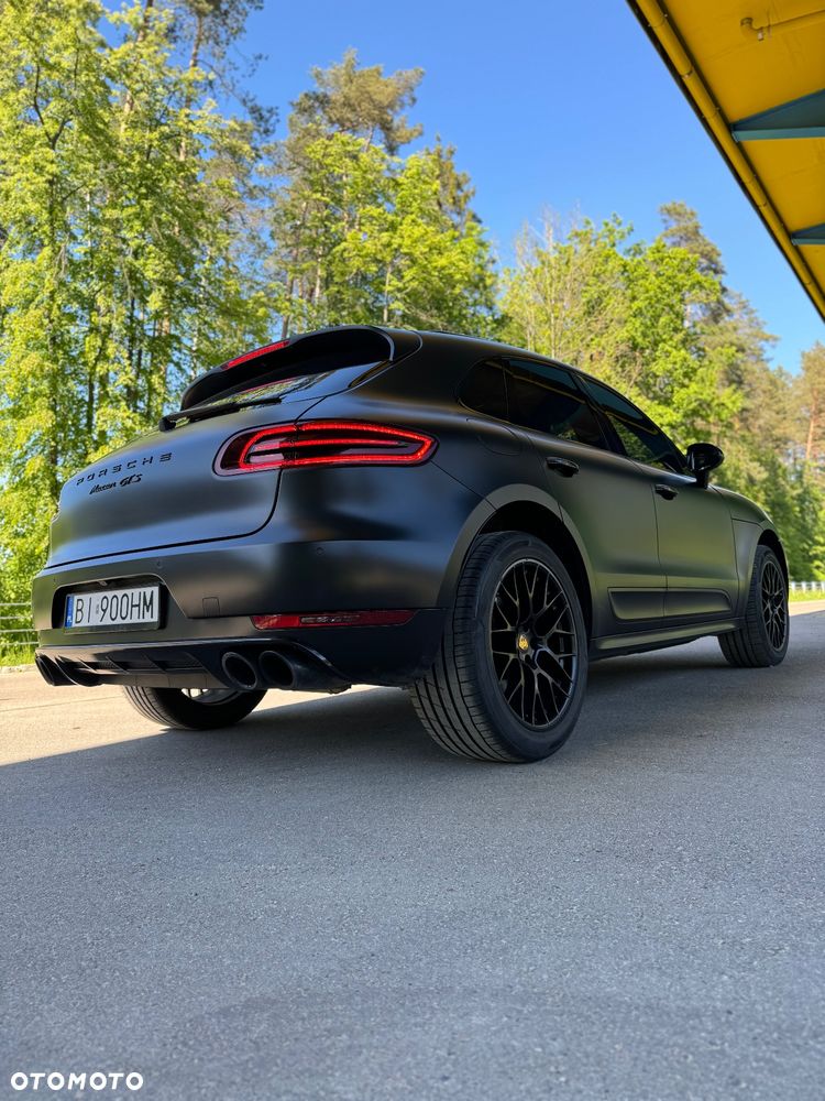 Porsche Macan GTS - 2