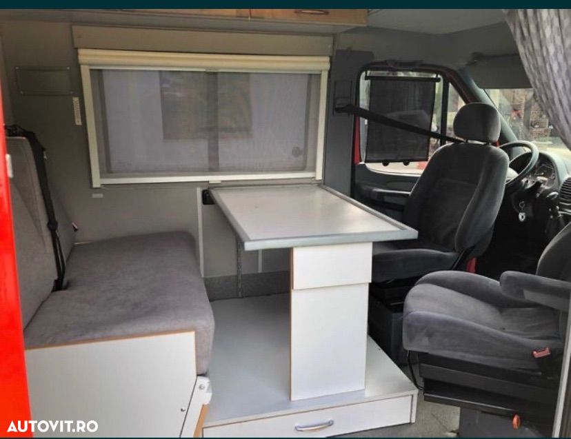 Mercedes-Benz Sprinter - 11
