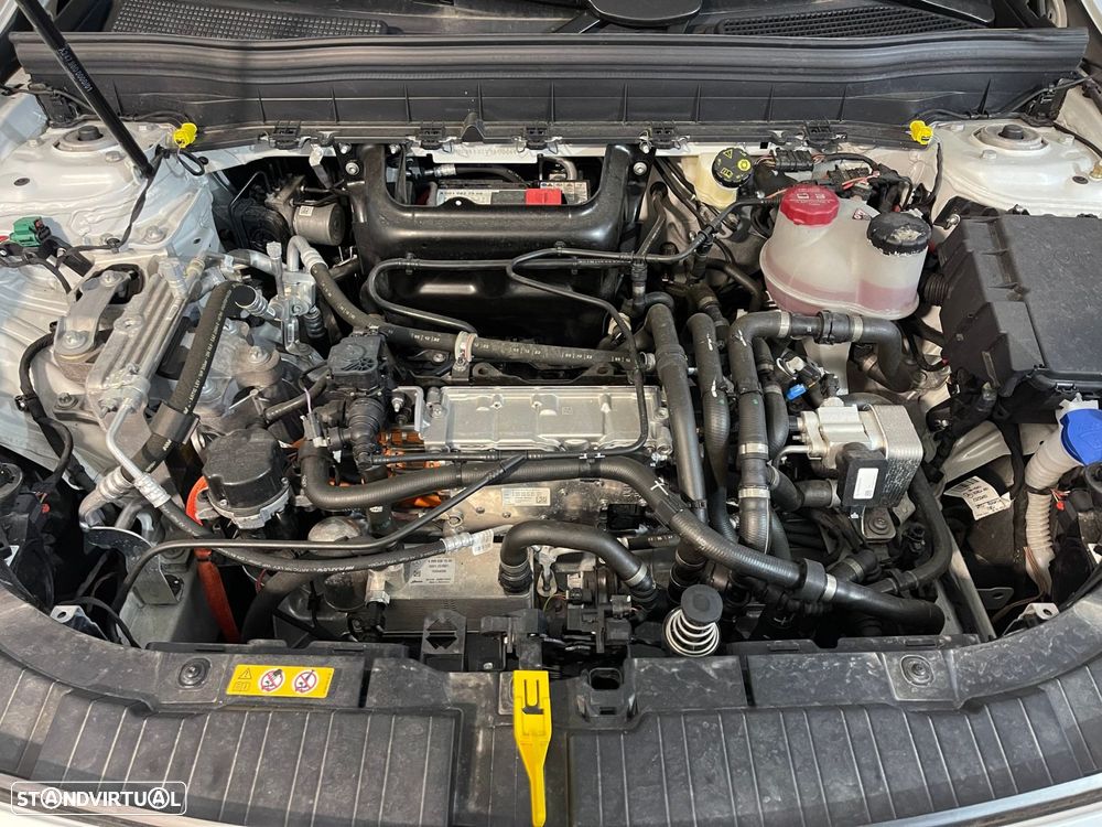 Mercedes-Benz EQB - 47