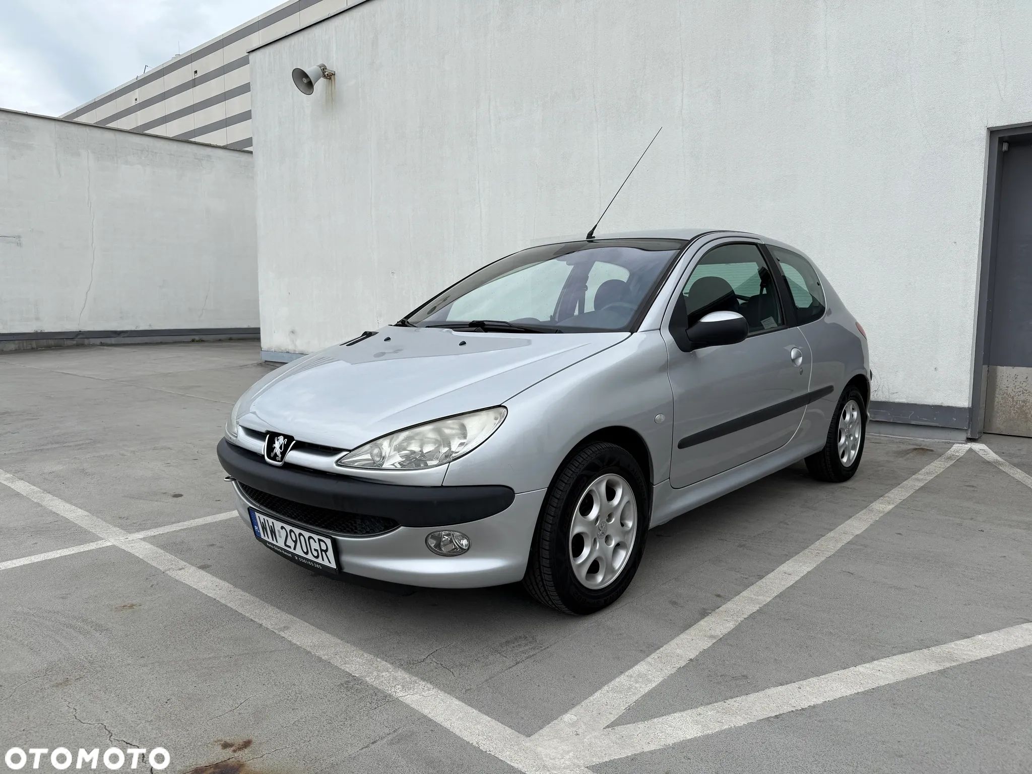 Peugeot 206 110 Quiksilver - 1