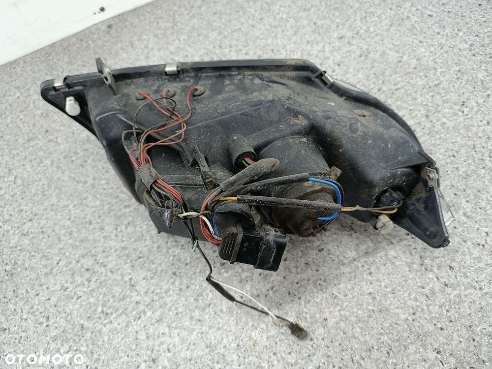 LAMPY PRZÓD KOMPLET BMW 3 E91 - 9