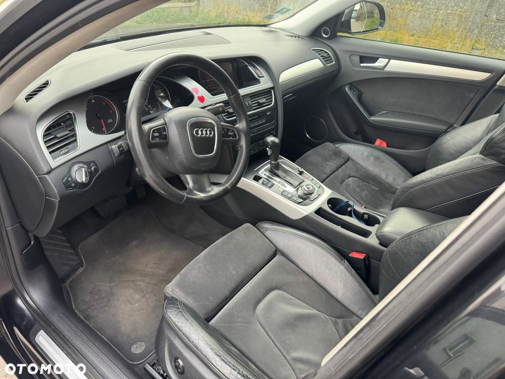 Audi A4 Limousine - 9